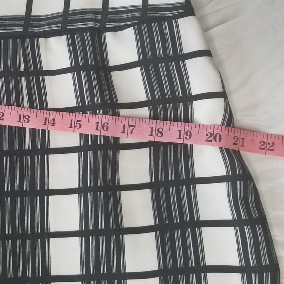 Judith & Charles Lined Black and White Plaid Front Pleated A-Line Skirt Size 8 - Picture 6 of 8